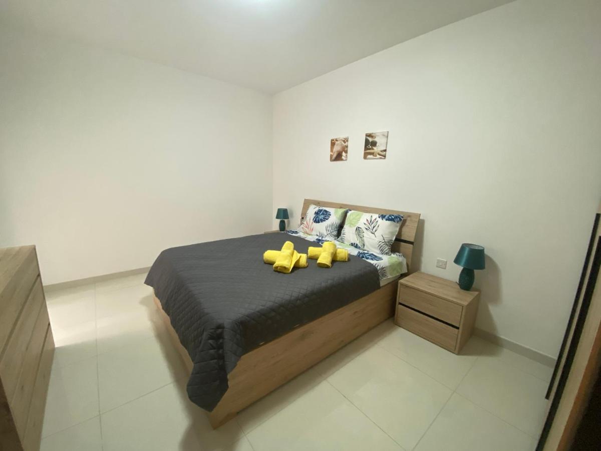 Sunshine Apartments Mellieha - Modern Three Bedroom Ground Floor Apartment With Yard Exterior foto
